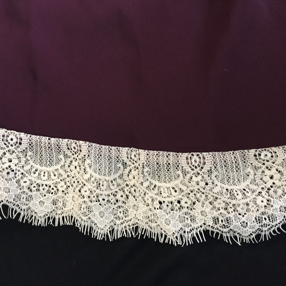 Lauren Conrad BNWT Burgundy Tie Back Lace Blouse S - Picture 8 of 10